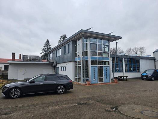 Lagerhalle zum Kauf als Kapitalanlage geeignet 1.150.000 € 1 Zimmer 935 m² 2.994 m² Grundstück Hammersbecker Straße 185 Aumund-Hammersbeck Bremen 28755