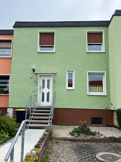 Reihenmittelhaus zum Kauf 100.000 € 5 Zimmer 109,3 m² 599 m² Grundstück frei ab sofort Frießnitz Harth-Pöllnitz 07570
