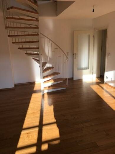 Maisonette zur Miete 350 € 2 Zimmer 52 m² Dachgeschoss, 4. Geschoss frei ab sofort Henriettenstraße 68 Kaßberg Chemnitz 09112