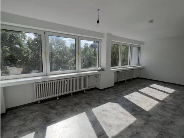 Wohnung zur Miete 800 € 3 Zimmer 96 m² 2. Geschoss Hochemmericher Str. 29 Hochemmerich Rheinhausen 47226