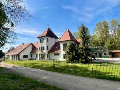 Einfamilienhaus zum Kauf 1.590.000 € 10 Zimmer 244,6 m² 2.429 m² Grundstück frei ab sofort Am Forsthaus 1 Oberndorf Oberndorf a.Lech 86698