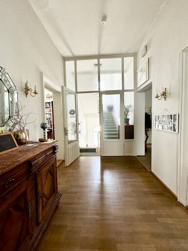 Villa zum Kauf 19 Zimmer 600 m² 1.070 m² Grundstück frei ab sofort Bamberg Bamberg 96047