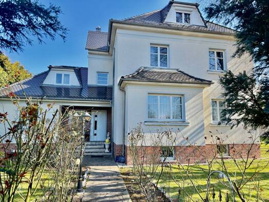 Villa zum Kauf provisionsfrei 1.700.000 € 11 Zimmer 319,4 m² 1.050 m² Grundstück Schleußig Leipzig 04229