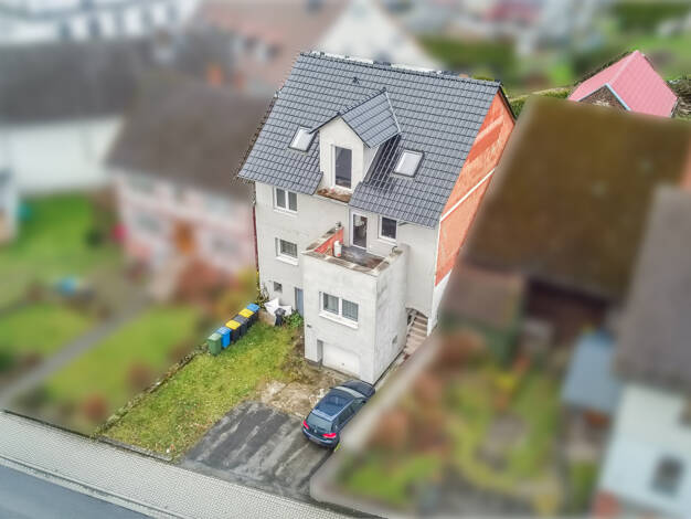 Mehrfamilienhaus zum Kauf 299.000 € 9 Zimmer 220,1 m² 965 m² Grundstück Neustadt Neustadt (Hessen) 35279