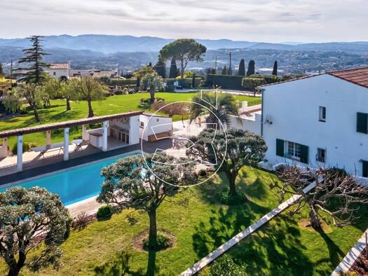 Villa zum Kauf 2.100.000 € 8 Zimmer 335 m² Le Village Valbonne 06560