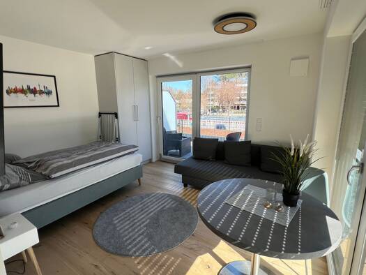 Wohnung zur Miete 1.300 € 1 Zimmer 33 m² Geschoss 1/3 frei ab 15.05.2026 Schleißheimer Straße 433 Feldmoching-Hasenbergl München 80935