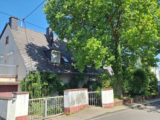 Einfamilienhaus zum Kauf 560.000 € 9 Zimmer 259 m² 674 m² Grundstück frei ab sofort Karthause Koblenz 56075