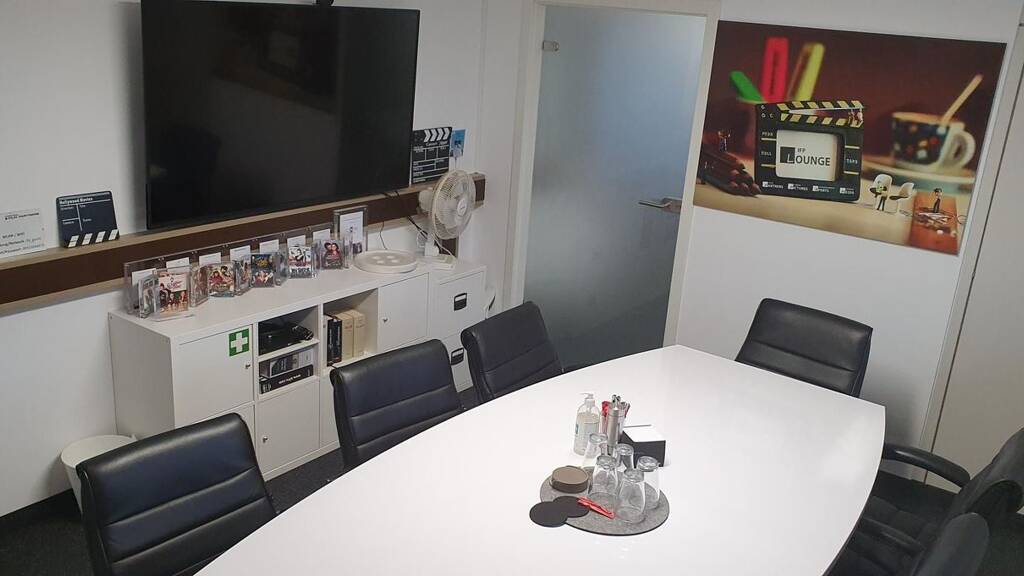 Bürofläche zur Miete provisionsfrei 275 € 4 m² Bürofläche Pöttinger Straße Furth Oberhaching 82041