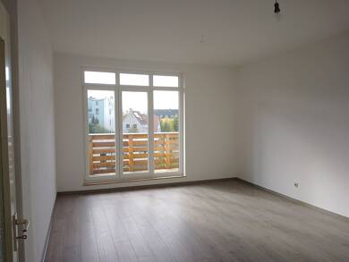 Wohnung zur Miete 540 € 3 Zimmer 77 m² 4. Geschoss frei ab sofort Frenssenstraße 7 Lehe Bremerhaven 27576