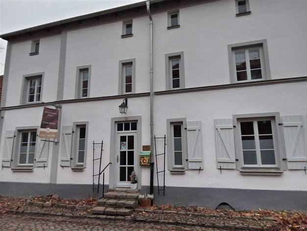 Büro zur Miete 336 € 48 m² Bürofläche Hageböcker Mauer 4 Güstrow 18273