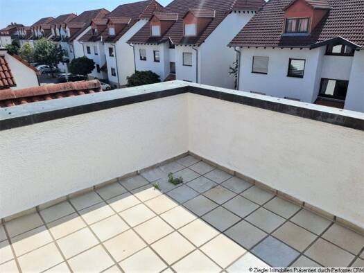 Wohnung zur Miete 625 € 1 Zimmer 55 m² 3. Geschoss Reilingen 68799