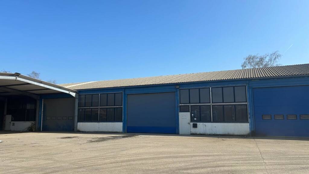 Lagerhalle zur Miete 4 € 1.200 m² Lagerfläche teilbar von 600 m² bis 1.200 m² Pelkum Hamm 59077