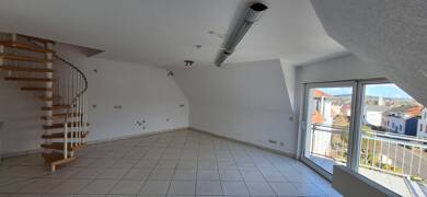 Wohnung zur Miete 900 € 4 Zimmer 125 m² Geschoss 2/2 Schwalbach Schwalbach 66773