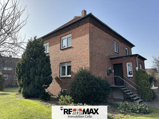 Mehrfamilienhaus zum Kauf 365.000 € 10 Zimmer 220 m² 1.350 m² Grundstück Bröckel 29356