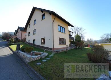 Einfamilienhaus zum Kauf 479.000 € 10 Zimmer 268,8 m² 735 m² Grundstück Weismain Weismain 96260