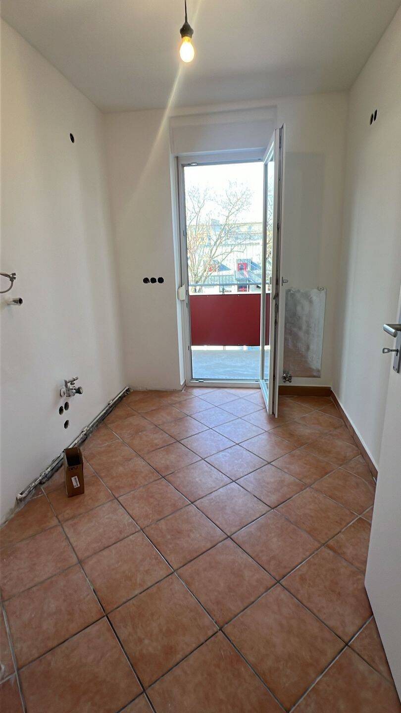 N-citynahe Lage, top renovierte, gut geschnittene 3-ZW mit Balkon – Nürnberg – Vorschaubild 14