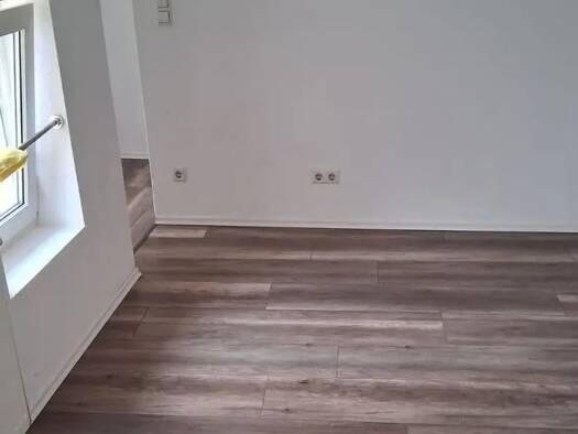 Wohnung zur Miete 290 € 2 Zimmer 39,2 m² Geschoss 3/4 frei ab 01.09.2026 Weibermarkt 13 Altenburg Altenburg 04600