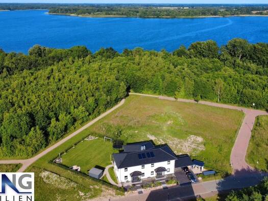 Doppelhaushälfte zur Miete 2.950 € 4 Zimmer 150 m² 150 m² Grundstück frei ab sofort Zarrentin Zarrentin am Schaalsee 19246