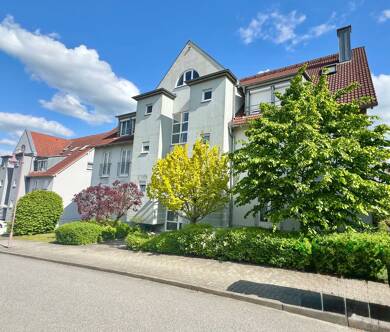 Wohnung zum Kauf 99.990 € 2 Zimmer 56,4 m² EG Pirna Pirna 01796