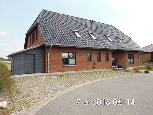 Wohnung zur Miete 462 € 2 Zimmer 49 m² Geschoss 1/2 frei ab 01.11.2026 Süderstapel Süderstapel 25879