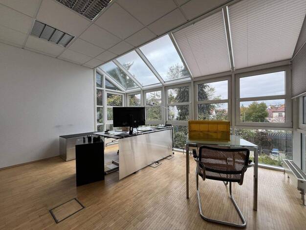 Büro zur Miete 8,50 € 138,7 m² Bürofläche Eltingen Leonberg 71229