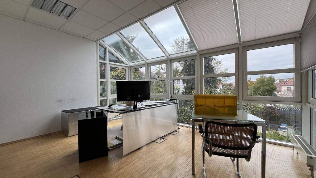 Büro zur Miete 8,50 € 138,7 m² Bürofläche Eltingen Leonberg 71229