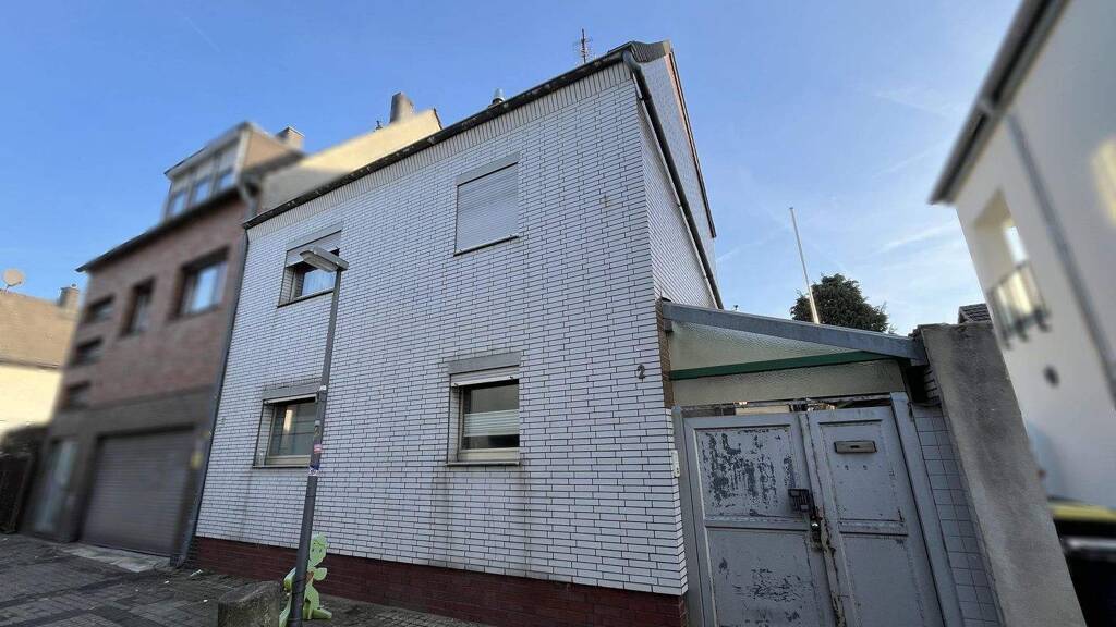 Doppelhaushälfte zum Kauf 199.000 € 5 Zimmer 100 m² 162 m² Grundstück frei ab sofort Worringen Köln 50769