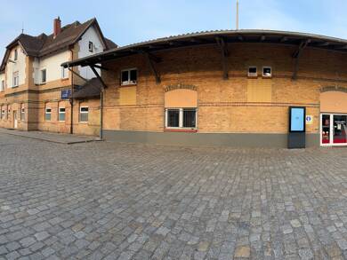 Wohn- und Geschäftshaus zum Kauf als Kapitalanlage geeignet 750.000 € 582 m² 2.548 m² Grundstück Bahnhofsplatz 1 Groß Köris Groß Köris 15746