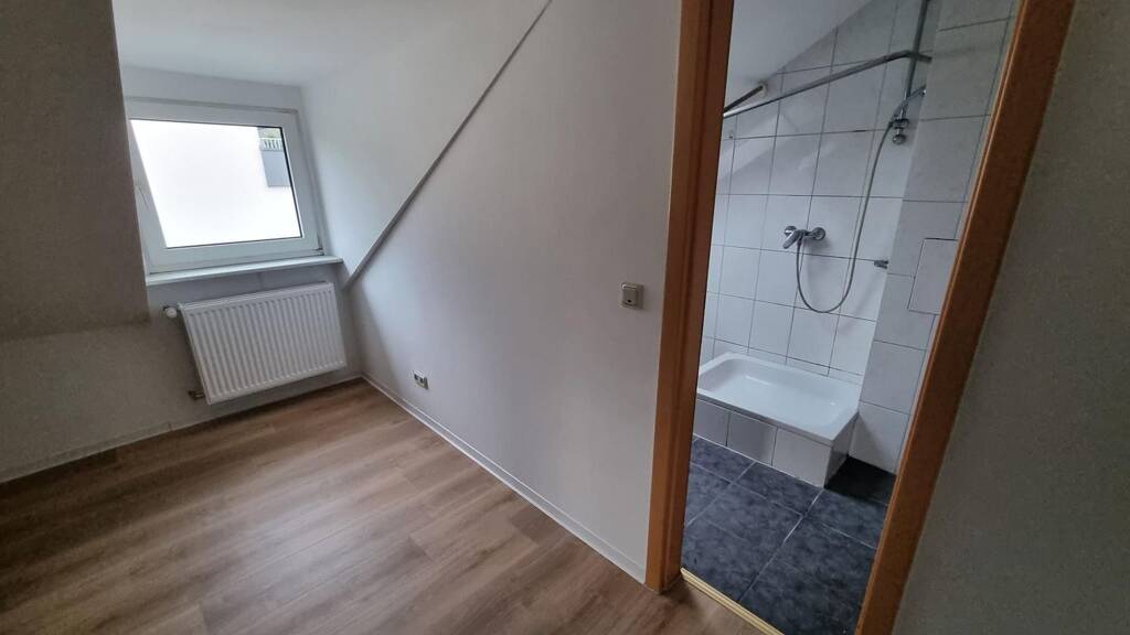 Studio zur Miete 420 € 1 Zimmer 39 m² 3. Geschoss frei ab 15.04.2026 Südallee 36 Innenstadt Trier 54290