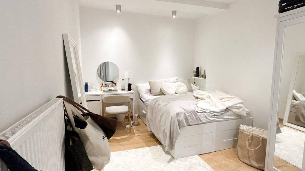 Wohnung zum Kauf 699.000 € 4 Zimmer 160 m² 3 Geschosse frei ab sofort Innenstadt Regensburg 93047