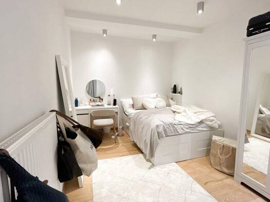 Wohnung zum Kauf 649.000 € 4 Zimmer 160 m² 3 Geschosse frei ab sofort Innenstadt Regensburg 93047