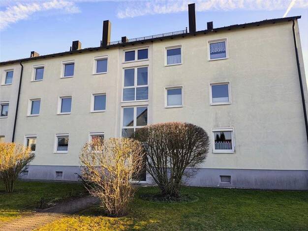 Wohnung zum Kauf 329.000 € 4 Zimmer 82,1 m² 1. Geschoss frei ab sofort Neunkirchen Neunkirchen a. Brand 91077