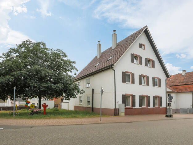 Einfamilienhaus zum Kauf 398.000 € 6,5 Zimmer 200 m² 445 m² Grundstück Öschelbronn Niefern-Öschelbronn 75223