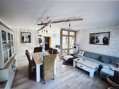 Bungalow zur Miete 2.500 € 7 Zimmer 180 m² 770 m² Grundstück frei ab 01.09.2025 Falkensee 14612