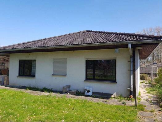 Bungalow zum Kauf 249.000 € 3 Zimmer 132 m² 944 m² Grundstück frei ab sofort Daudiecker Weg 11 Bliedersdorf 21640