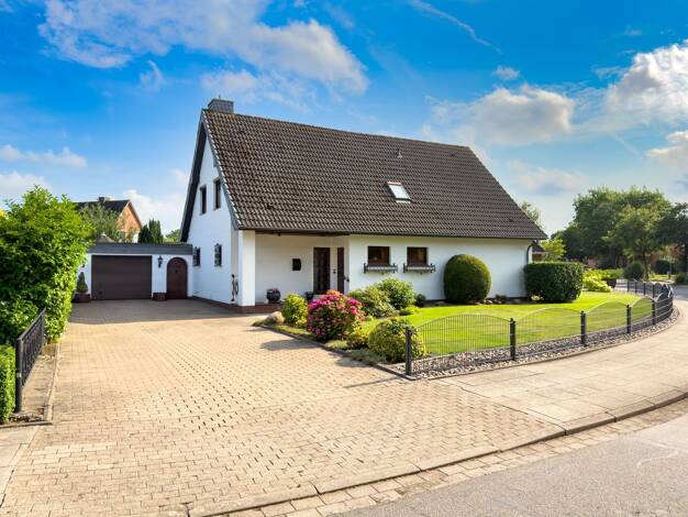 Einfamilienhaus zum Kauf 279.000 € 4 Zimmer 139 m² 799 m² Grundstück Brunsbüttel 25541
