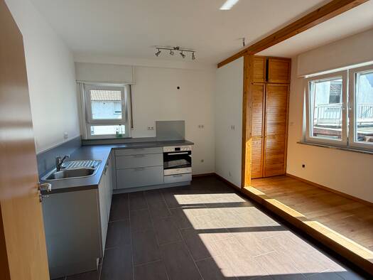 Wohnung zur Miete 1.200 € 4 Zimmer 125 m² Geschoss 1/3 frei ab 01.04.2026 Hatzenbühl 76770