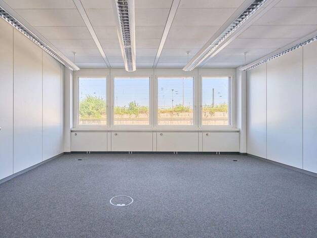 Bürofläche zur Miete 2 € 306,2 m² Bürofläche Duisburger Str. 375 Marienkirche Oberhausen 46049