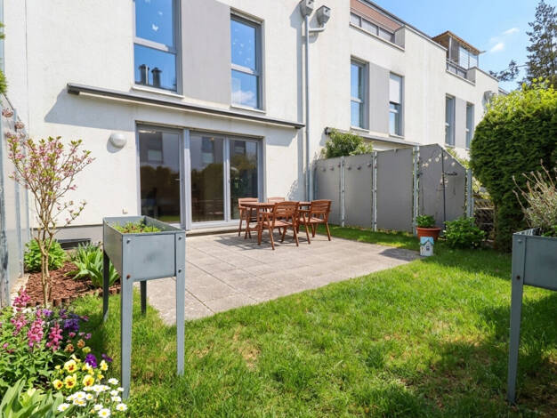 Reihenmittelhaus zum Kauf 615.000 € 5 Zimmer 135 m² 205 m² Grundstück Baiersdorf 91083