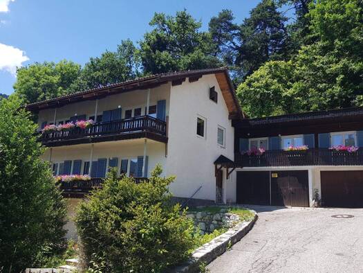 Haus zum Kauf 659.000 € 400 m² 7.063 m² Grundstück Treffen am Ossiacher See 9521