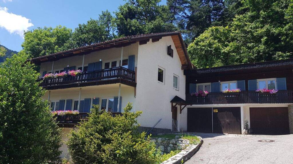 Haus zum Kauf 659.000 € 400 m² 7.063 m² Grundstück Treffen am Ossiacher See 9521