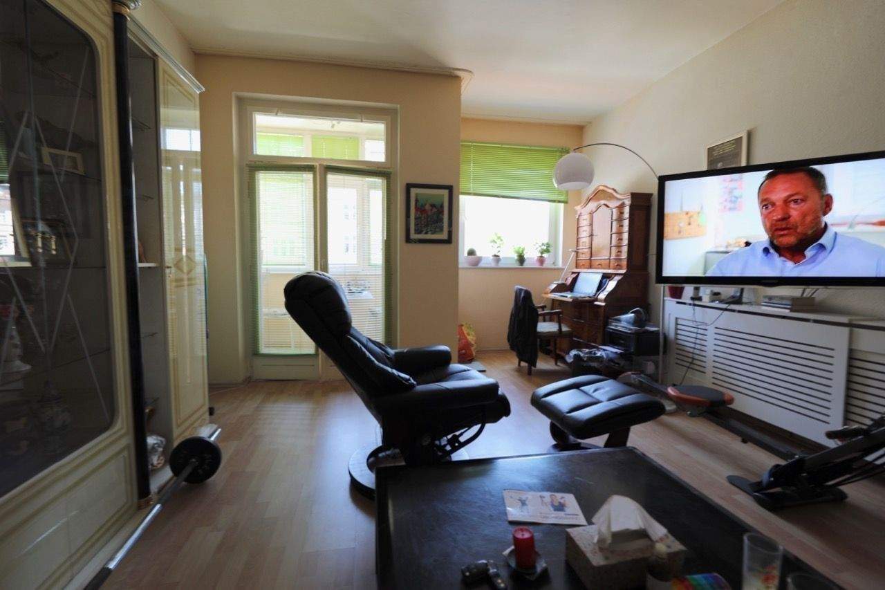 Property thumbnail 9