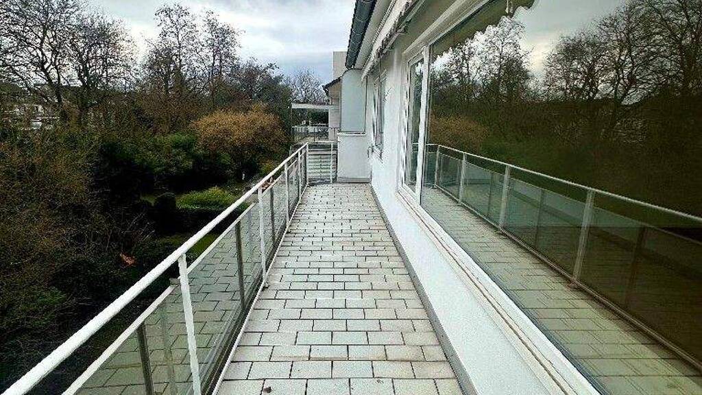 Wohnung zur Miete 1.750 € 110,5 m² 2. Geschoss Düsseltal Düsseldorf 40237