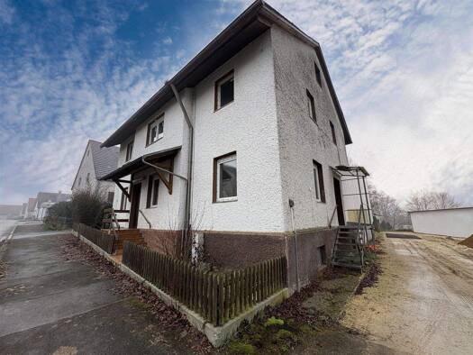 Haus zum Kauf 249.900 € 8 Zimmer 120 m² 596 m² Grundstück frei ab sofort Ziertheim 89446