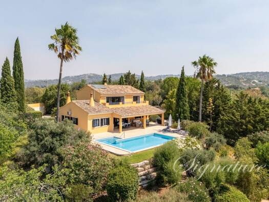 Haus zum Kauf 1.340.000 € 5.960 m² Grundstück Santa Bárbara de Nexe 8005