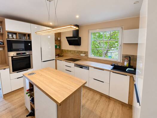 Einfamilienhaus zum Kauf 309.000 € 6 Zimmer 162 m² 1.036 m² Grundstück Bodenwerder Bodenwerder 37619