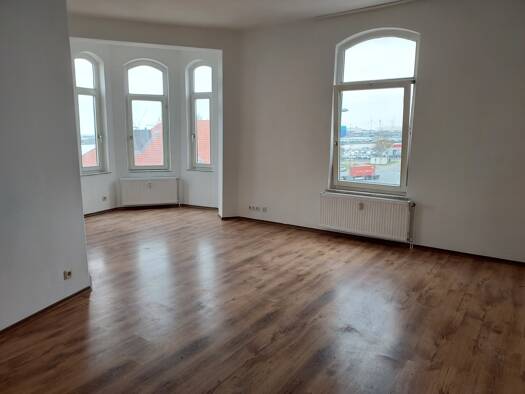 Wohnung zur Miete 550 € 3 Zimmer 85 m² 4. Geschoss frei ab sofort Bürgerm.-Smidt-Straße 229 Mitte Mitte 27568