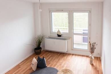 Wohnung zur Miete 251 € 2 Zimmer 40,4 m² 1. Geschoss frei ab 16.08.2025 Paul-Bertz-Str. 143 Helbersdorf 613 Chemnitz 09120