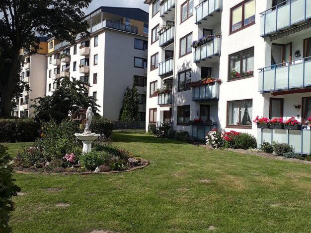 Studio zur Miete 527 € 1 Zimmer 39 m² 4. Geschoss frei ab 01.09.2026 Pinneberg 25421