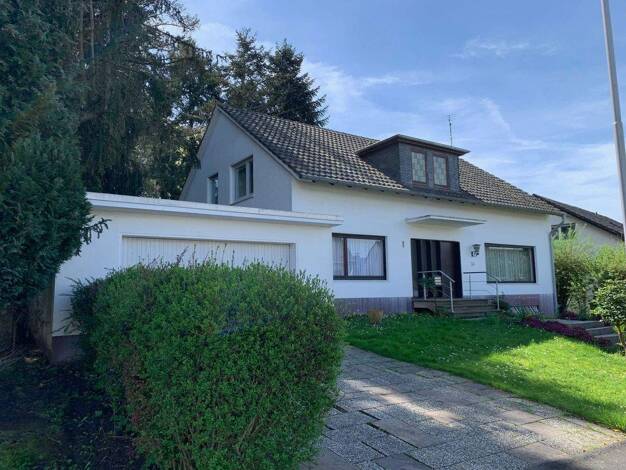 Einfamilienhaus zum Kauf 639.000 € 7 Zimmer 220 m² 1.900 m² Grundstück Hangelar Sankt Augustin 53757